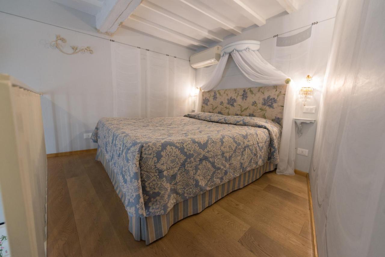 Bed and Breakfast Corte Dei Neri Florenz Exterior foto